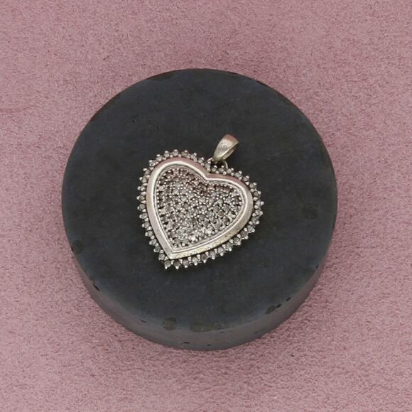 sterling silver pave diamond heart pendant - Picture 1 of 3